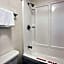 Travelodge by Wyndham College Park