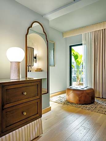 King Suite