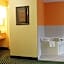 Days Inn & Suites by Wyndham Bloomington/Normal IL