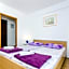 Apartments & Rooms Mihajica