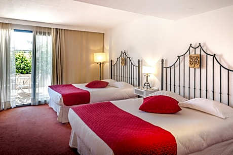 Superior Family Room