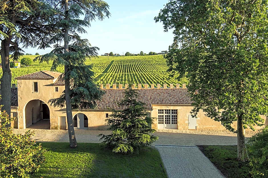 Chateau Lafaurie-Peyraguey Hotel & Restaurant LALIQUE