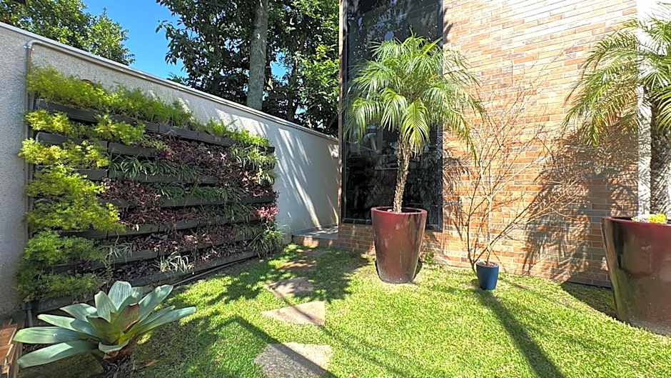 4- Studio para casal. Ótima Localização