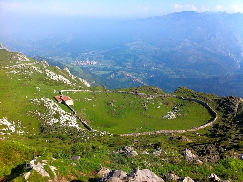 La Casuca del Esbardu Hotel
