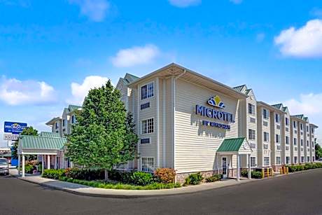 Microtel Inn & Suites By Wyndham Indianapolis Airport