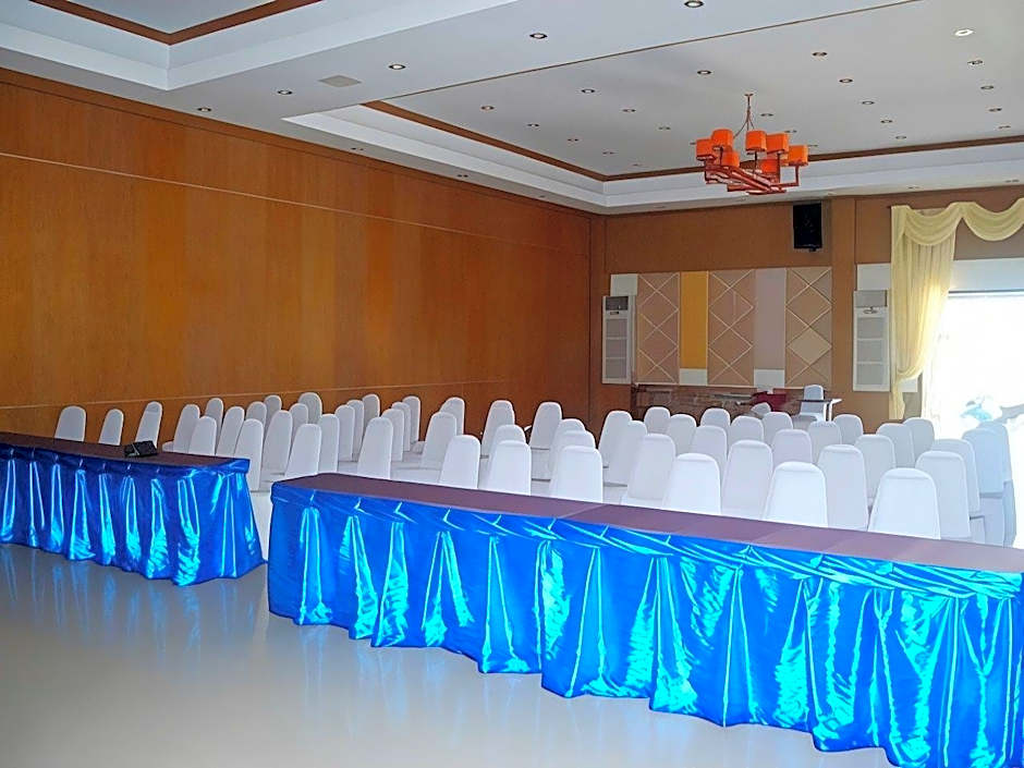 Baiboon Grand Hotel