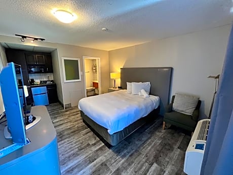 Queen Studio - Non-Smoking