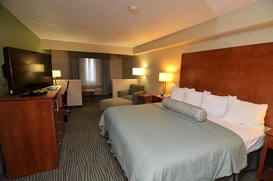 AmericInn by Wyndham Des Moines Airport