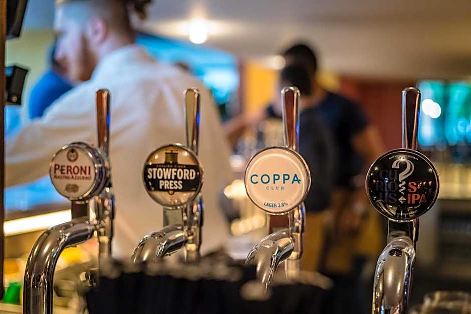 The Swan, Streatley, Berkshire