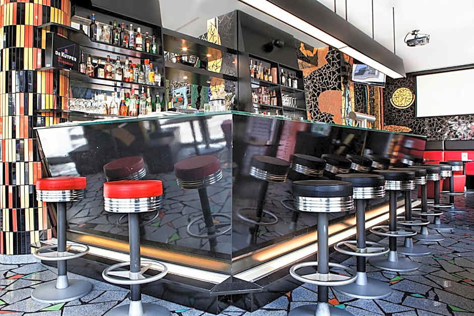 Grand Hotel Downtown