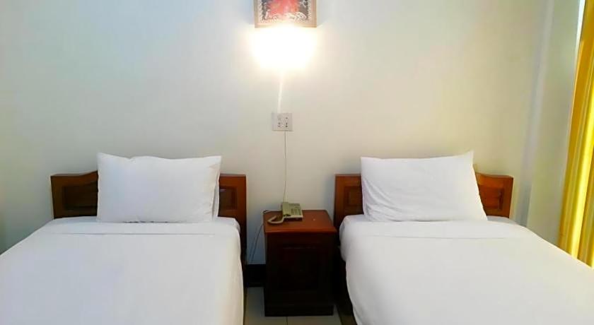 Sisavath Hotel