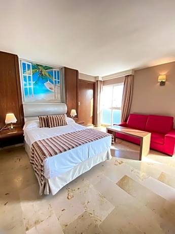 Standard Junior Suite