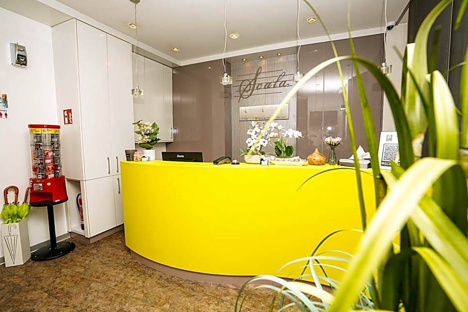 Hotel Scala Frankfurt City Centre