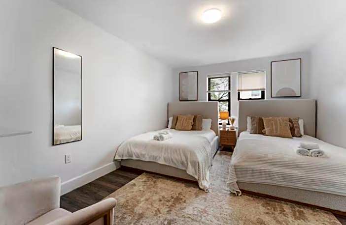 Bay Ridge ApartHotel