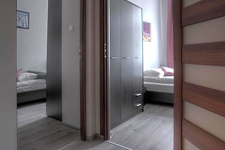 BedRooms Piotrkowska 64
