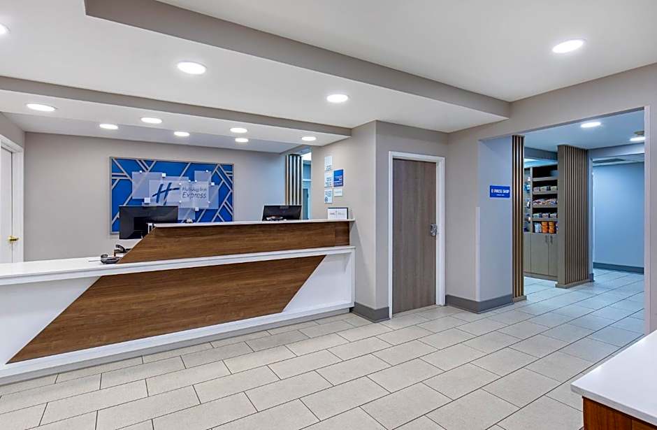 Holiday Inn Express Hurricane Mills Waverly By IHG
