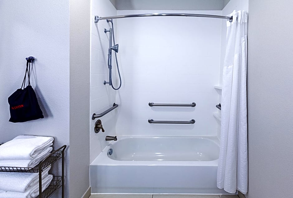 Holiday Inn Express Hotel & Suites Port Arthur, an IHG Hotel