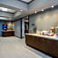 Holiday Inn Express & Suites Cleveland By IHG