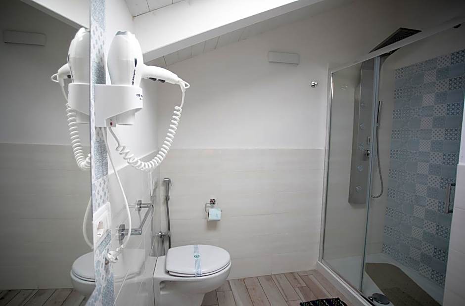 B&B Island Tropea -Sea View Rooms & Suites-