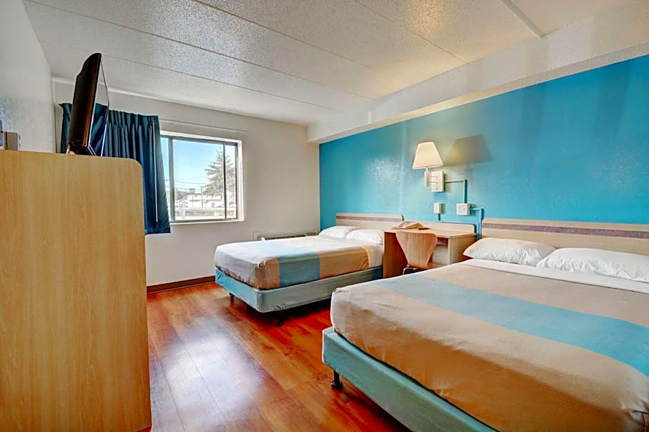 Motel6 Newport, RI