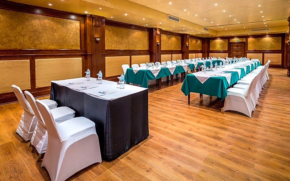 SUNRISE Le Jarden Resort