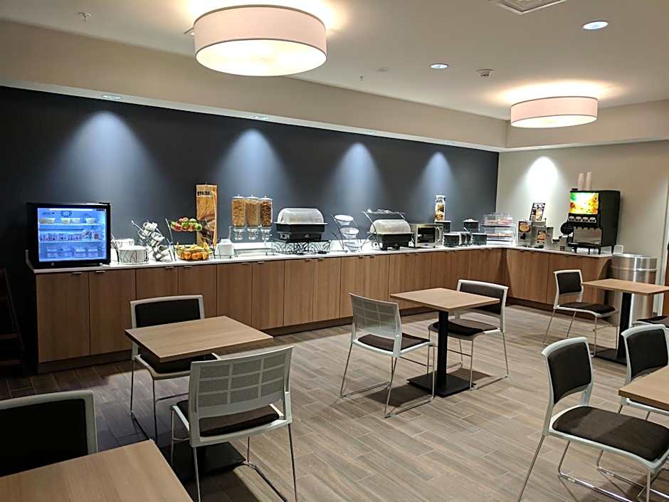 Microtel Inn & Suites by Wyndham Clarion