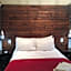 Tranquil House B&B @ 1 College Ave