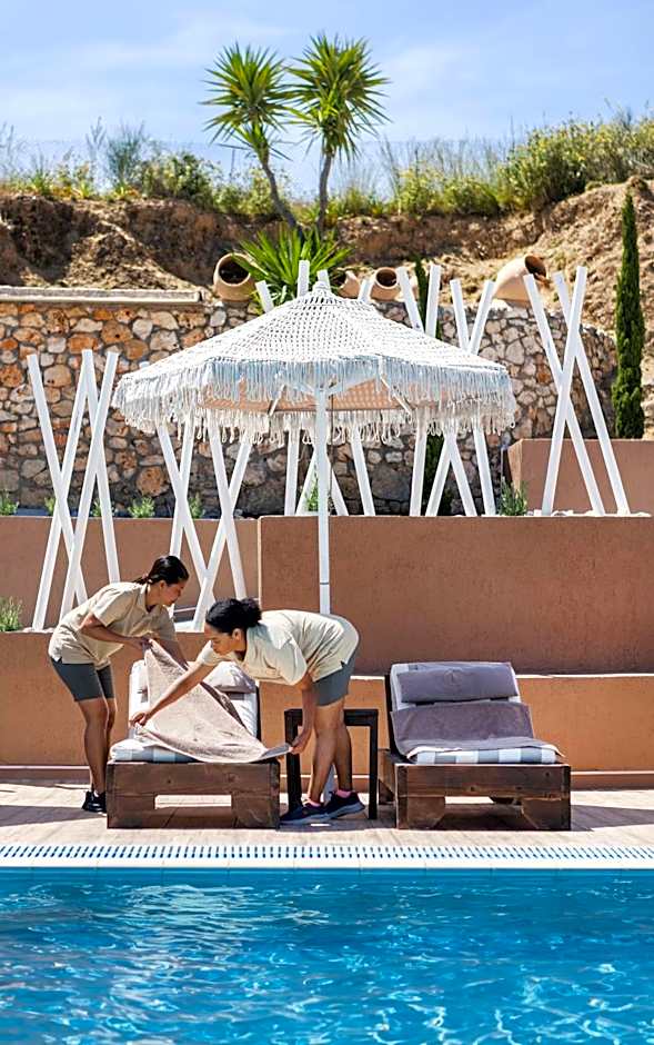 The "L" Suites & Apartments