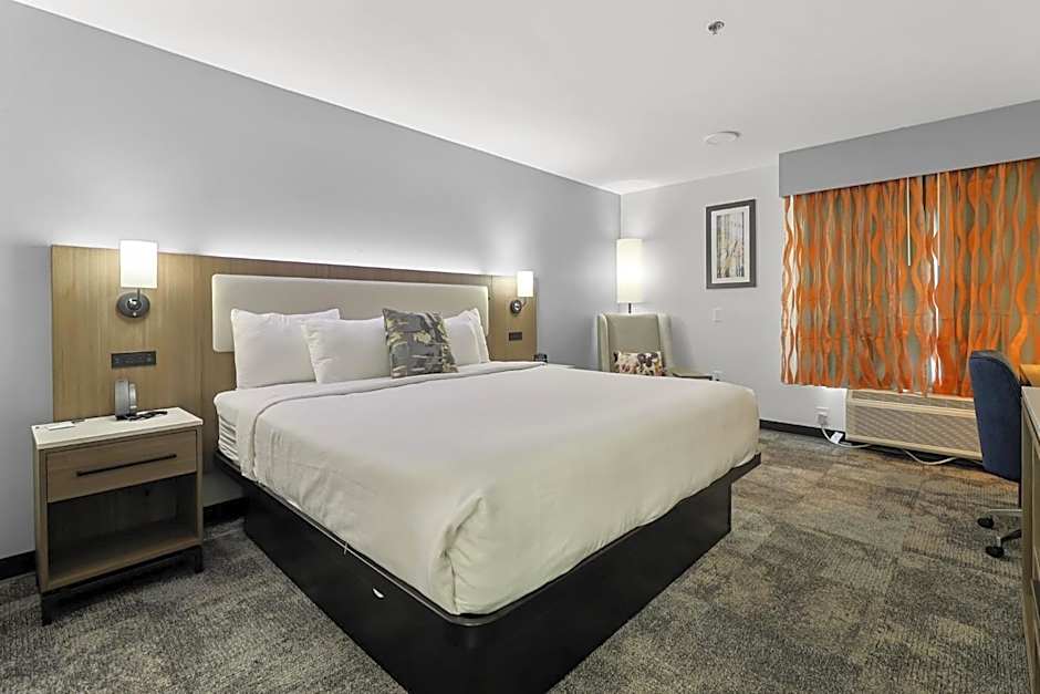 La Quinta Inn & Suites by Wyndham Newnan