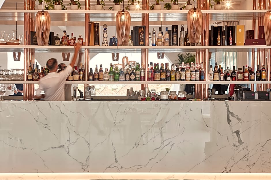 Katikies Mykonos - The Leading Hotels Of The World