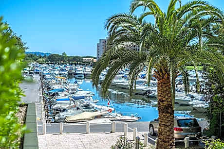 Studio with Pool View (2 Adults)