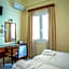 Lucia Hotel