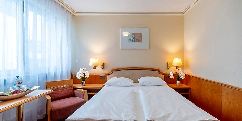 PLAZA INN Rieker Stuttgart Hauptbahnhof