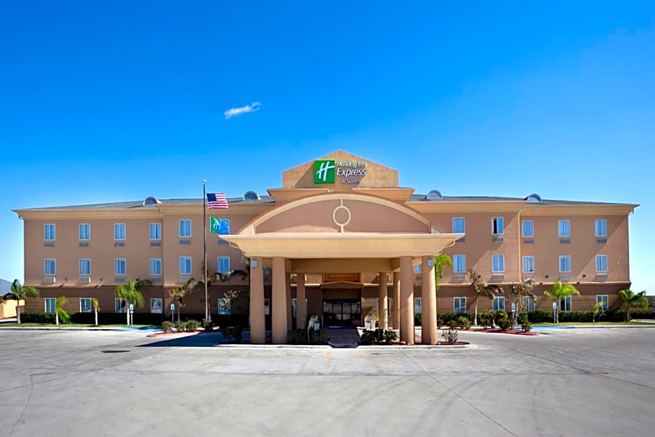 Holiday Inn Express Hotel & Suites Zapata By IHG