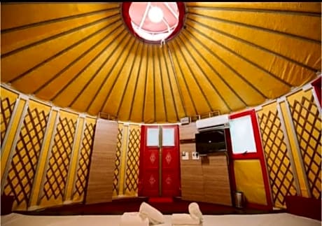 Mongolian Yurt 5 Pax (Private Toilet)