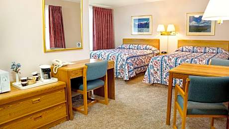2 Queen Beds Nonsmoking