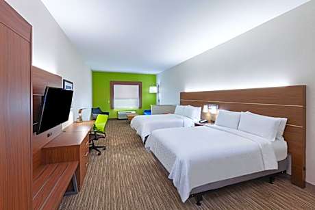 Standard Queen Room with Two Queen Beds