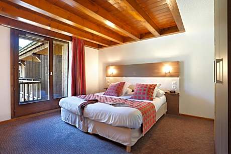 1 Bedroom Apartment with sleeping area for 6 people