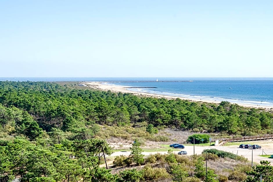 Yellow Praia Monte Gordo
