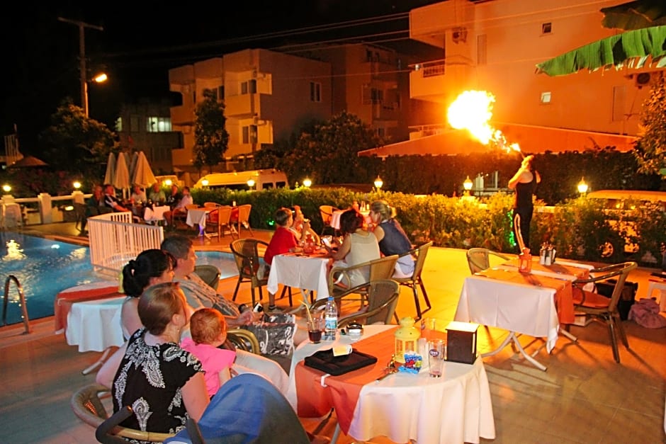 Blue Palace Hotel & Family