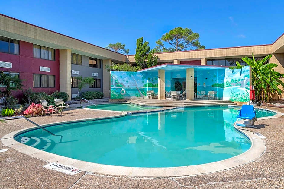 Red Roof Inn La Marque