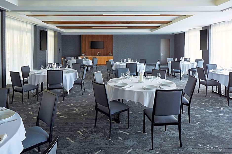 Hampton Inn By Hilton Montreal Downtown, Qc