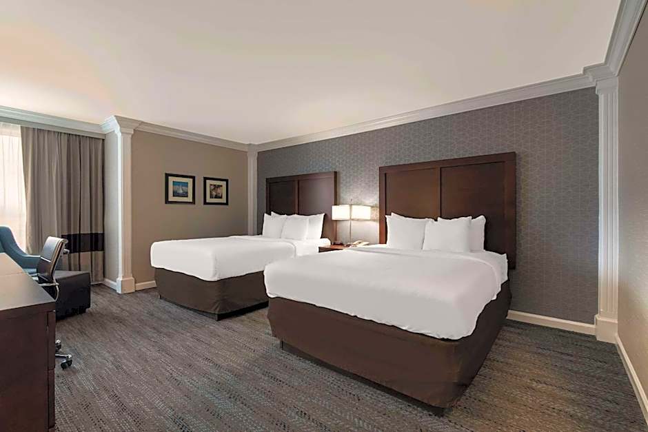Comfort Inn & Suites Plattsburgh - Morrisonville
