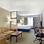 Best Western Plus Crossroads Inn & Suites