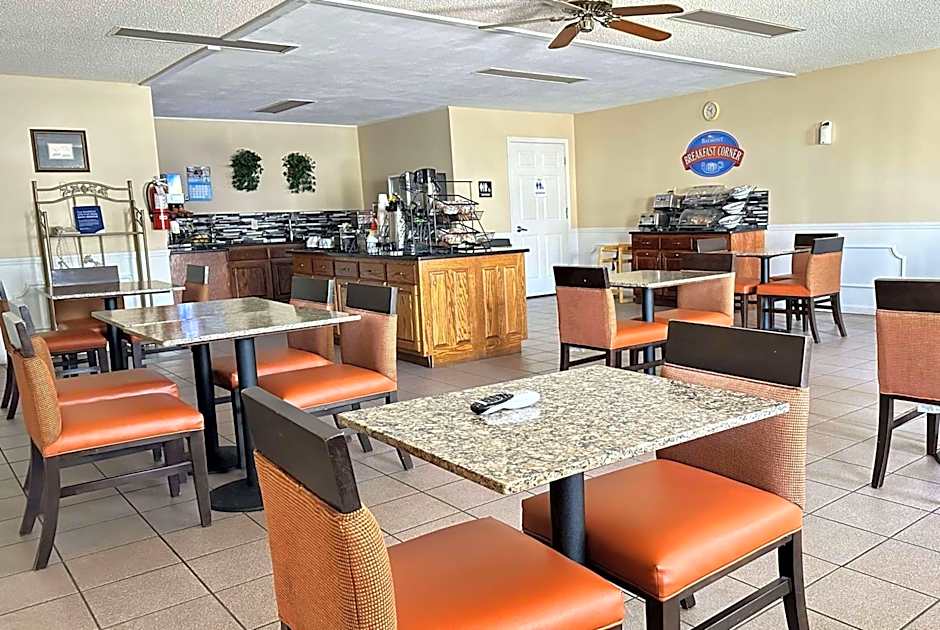 Baymont by Wyndham Greenwood