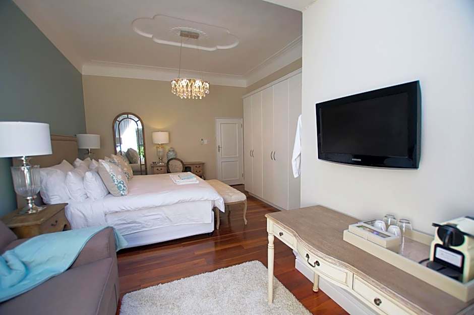Island Way Villa