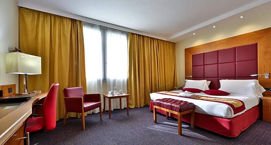 Crowne Plaza Venice East By IHG