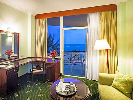 Direct Ocean View King room