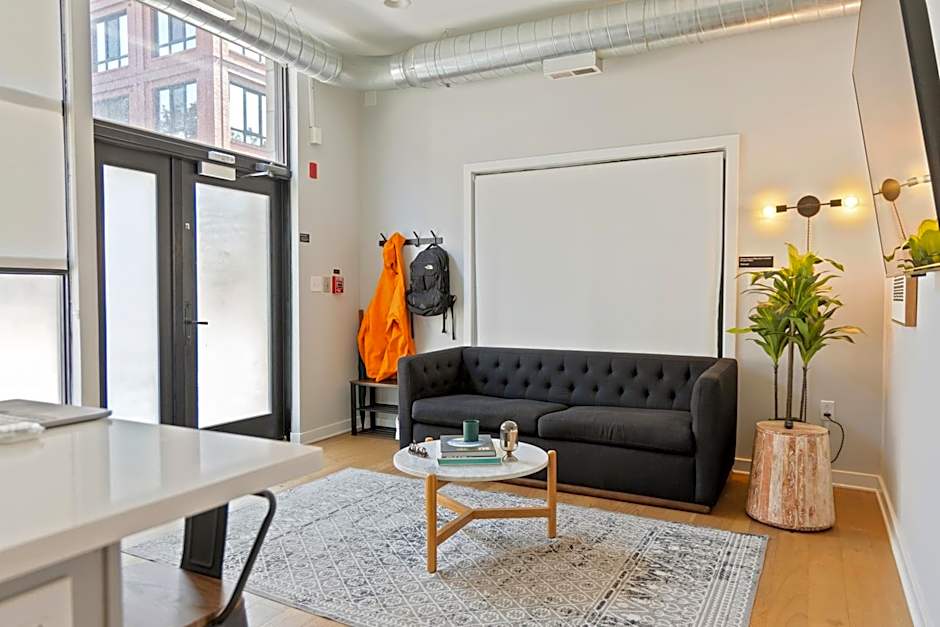 Sosuite at The Vine - Old City