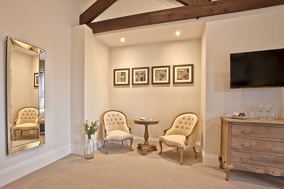 Tithe Barn - Self Check In Hotel